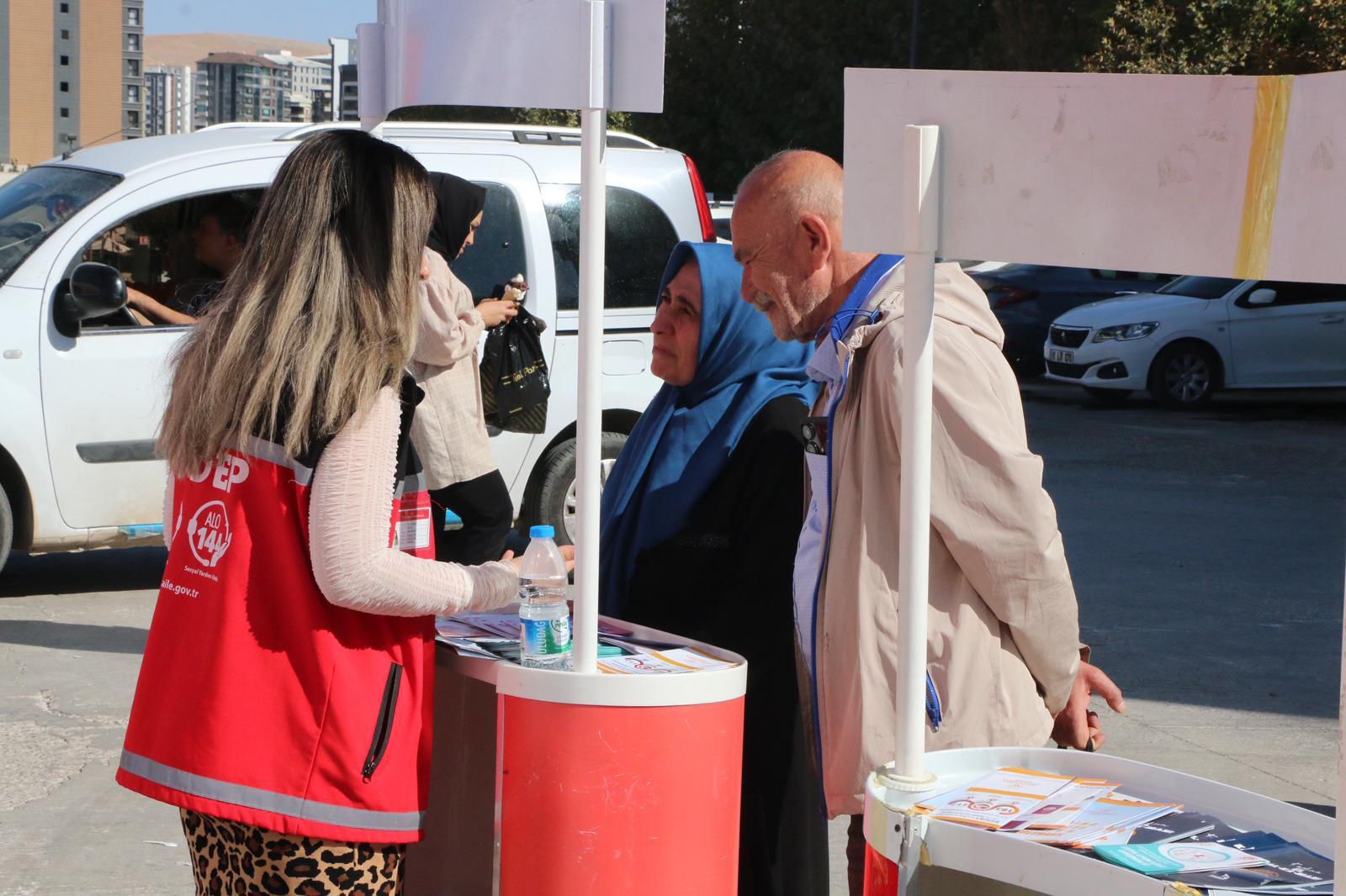 Mobil Sosyal Hizmet Merkezleri Bu Yıl 226 Bin 668 Vatandaşa Ulaştı (3)