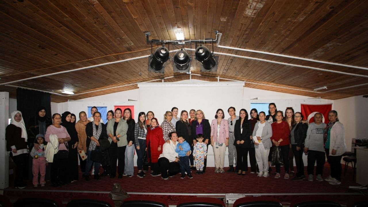 Yüreğir Belediyesi’nden Kadınlara Hukuk Semineri