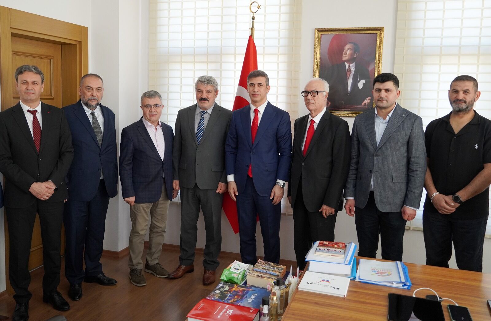 Yüreğir’den Londra’ya Uzanan Gençlik Köprüsü “Gençlik Atlası Uzman Projesi” (3)