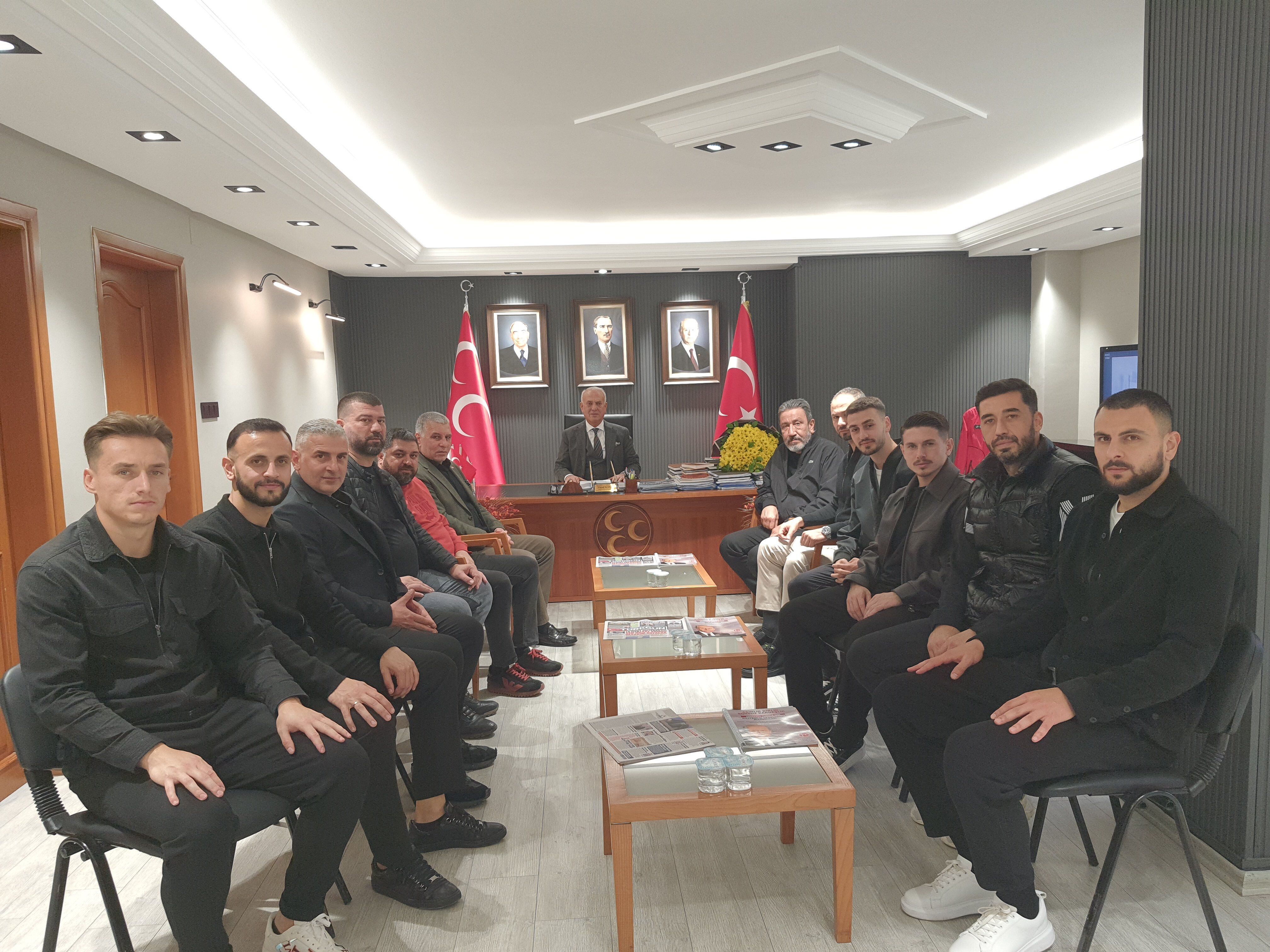 Adana 01 Fk Heyetinden Mhp Adana İl Başkanlığı’na Ziyaret (3)