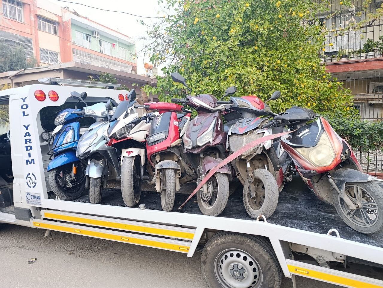 Adana’da Motosiklet Sürücülerine Ceza Yağdı! (2)