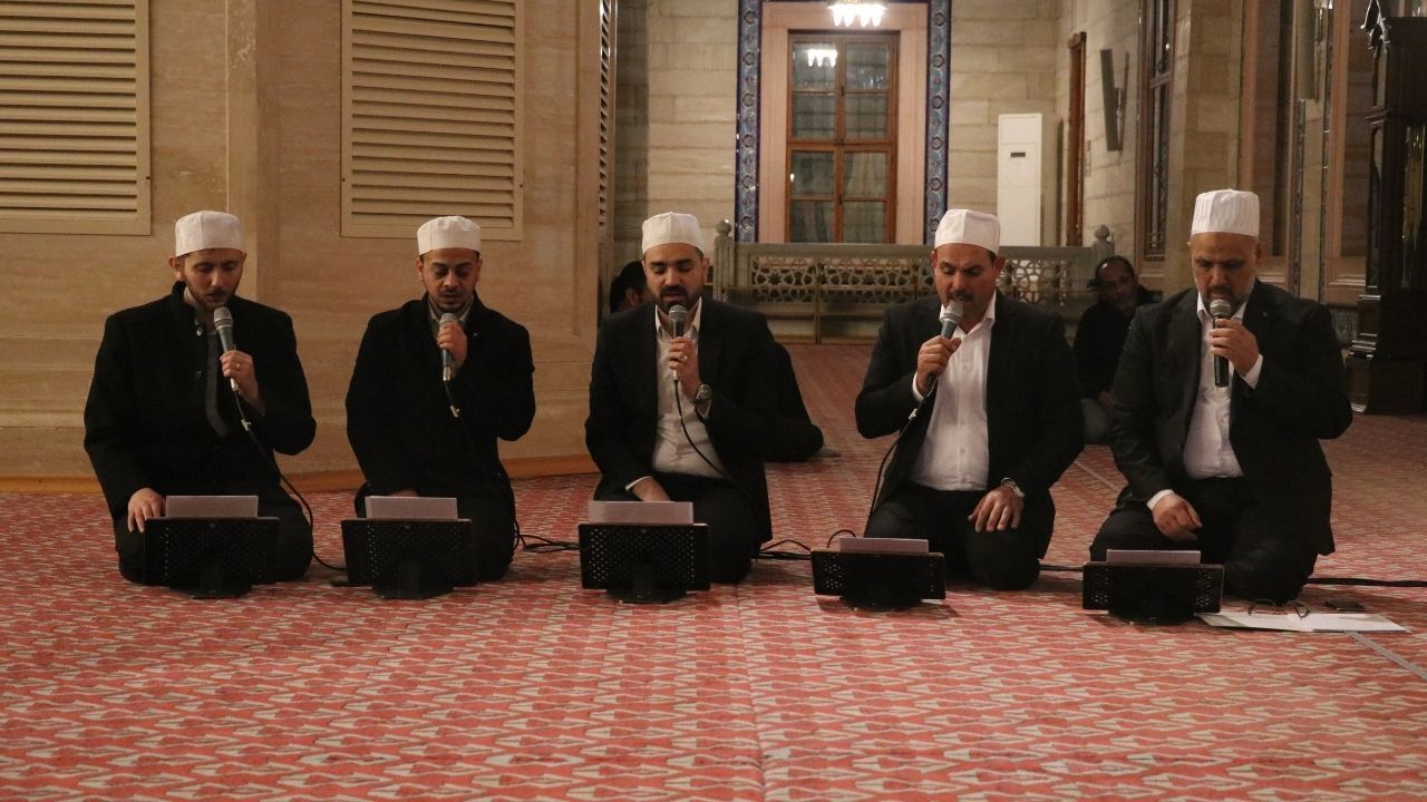 Adana'da Regaip Kandili Dualarla Idrak Edildi