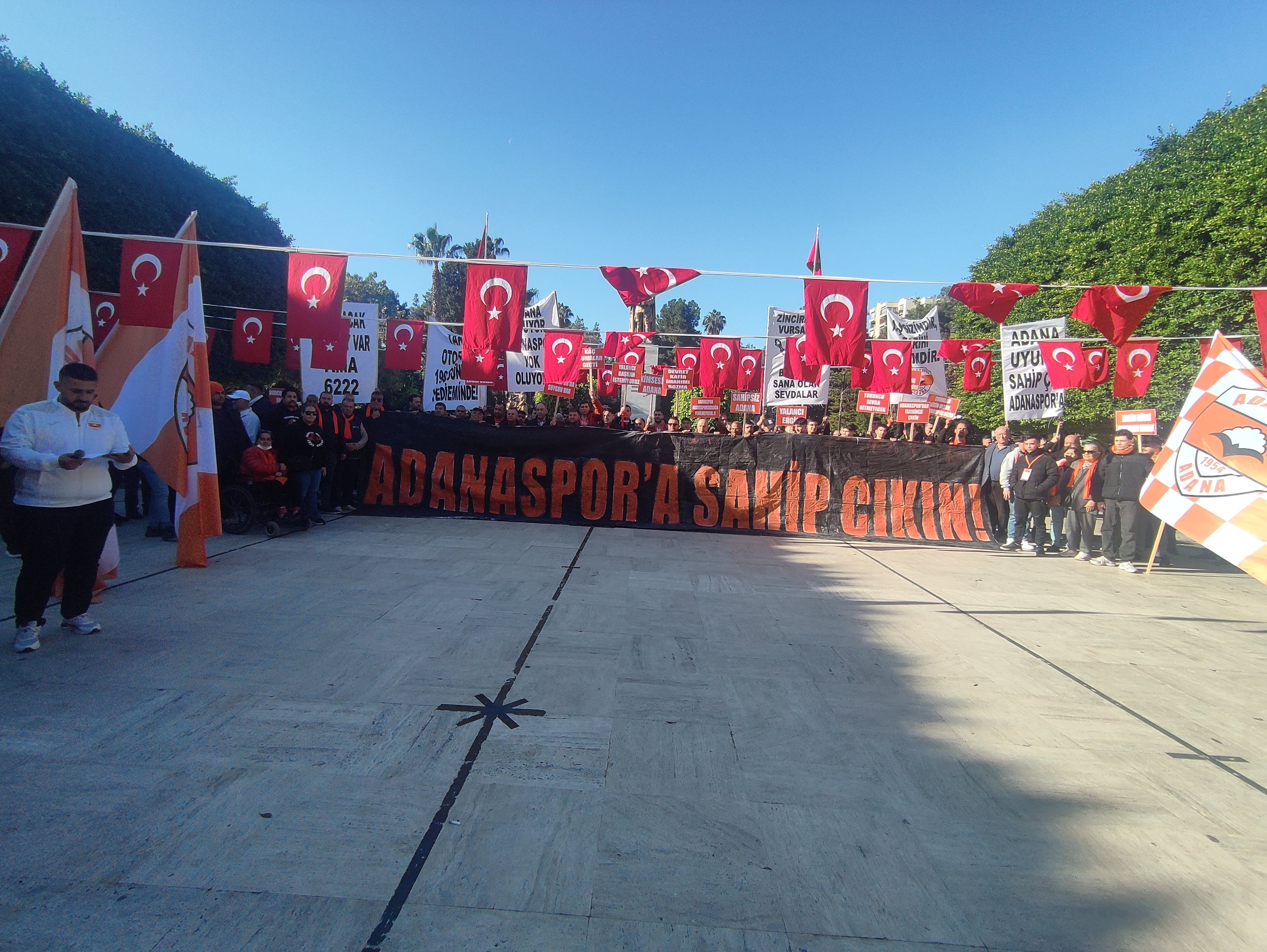 Adanaspor Için Sokaklara Döküldüler! Taraftardan Sert Mesajlar (6)
