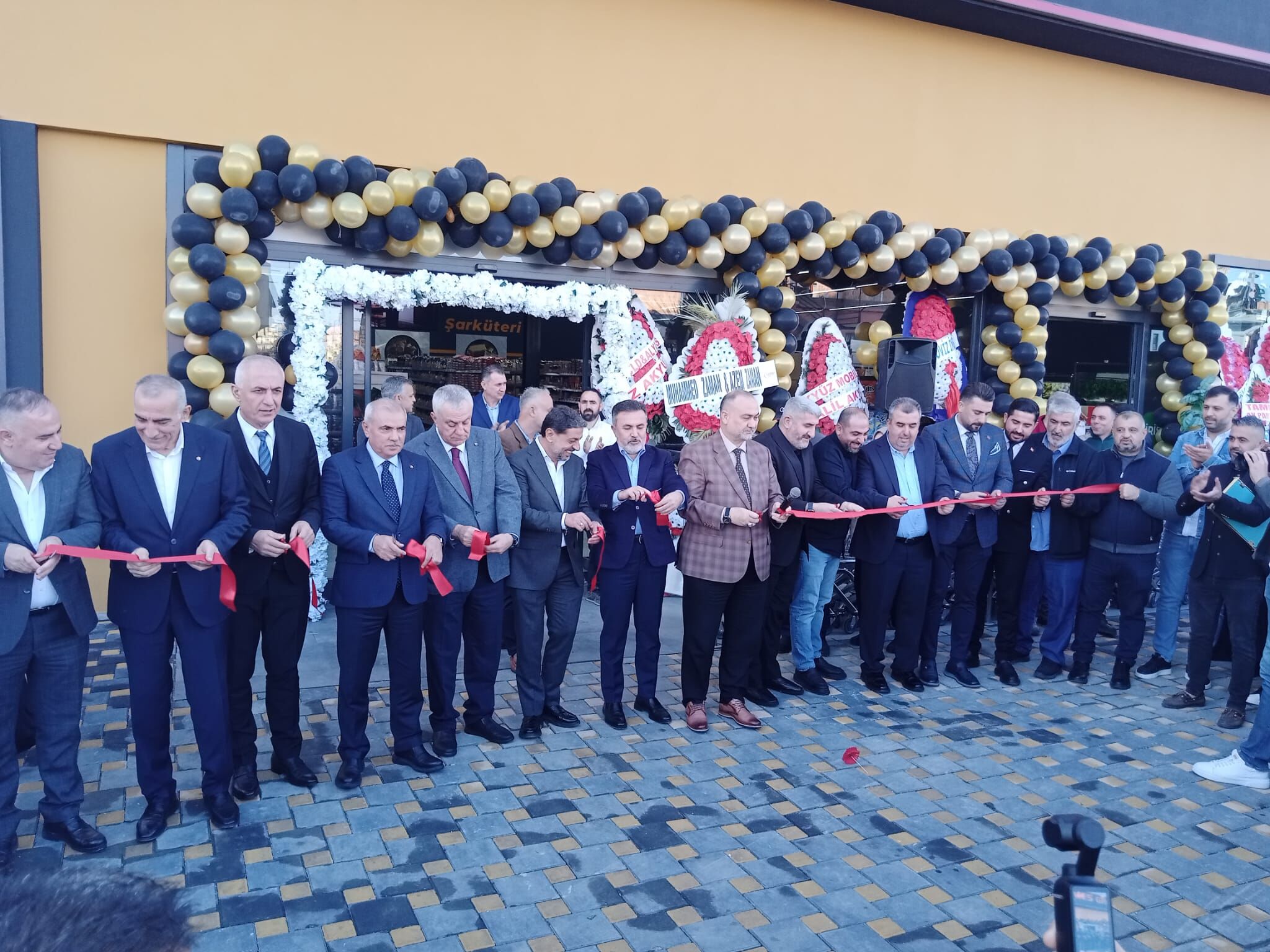 Armes Gross Market Adana’da Hizmete Açıldı2