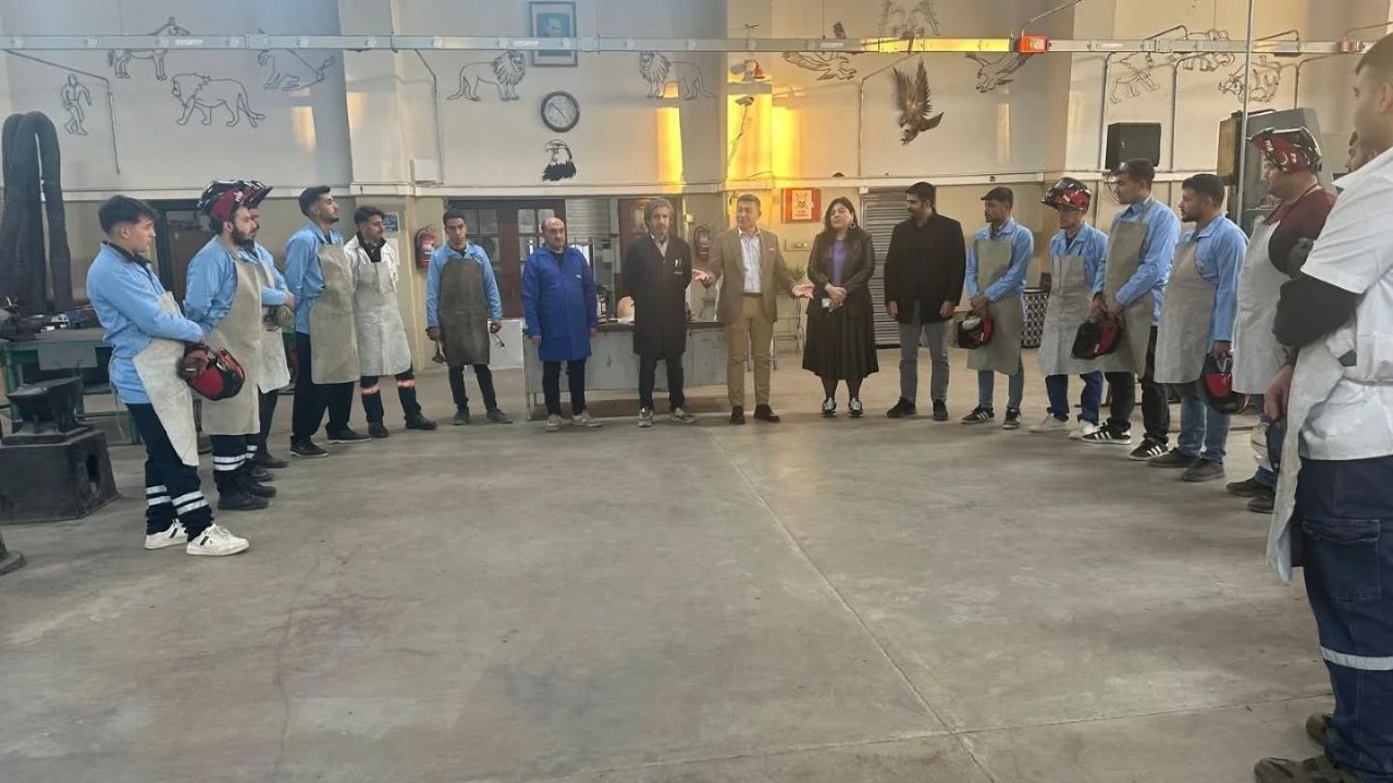 Başkan Bekir Şimşek’ten Gençlere Ziyaret2