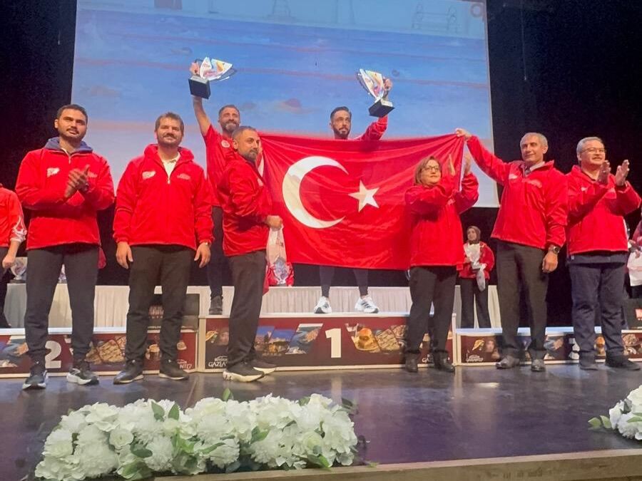 Çukurova Belediyesi Sporcuları Gazi Maratonu’nda Zirveye Koştu (2)