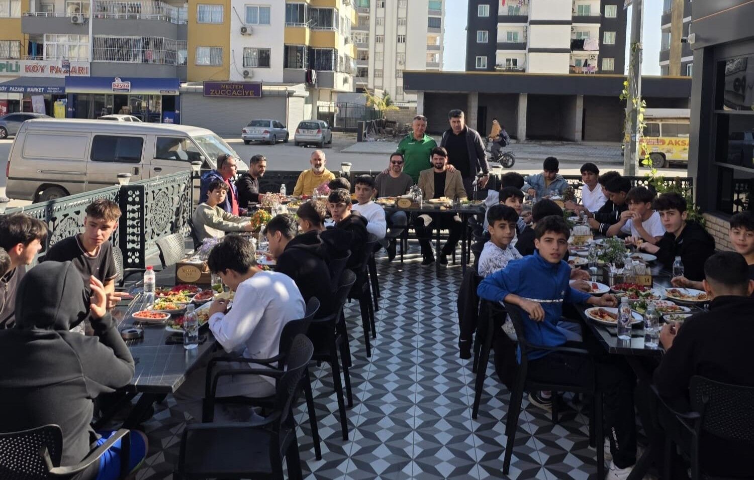 Çukurova Gençlikspor’da Liderlik Moral Yemeğiyle Taçlandı (3)