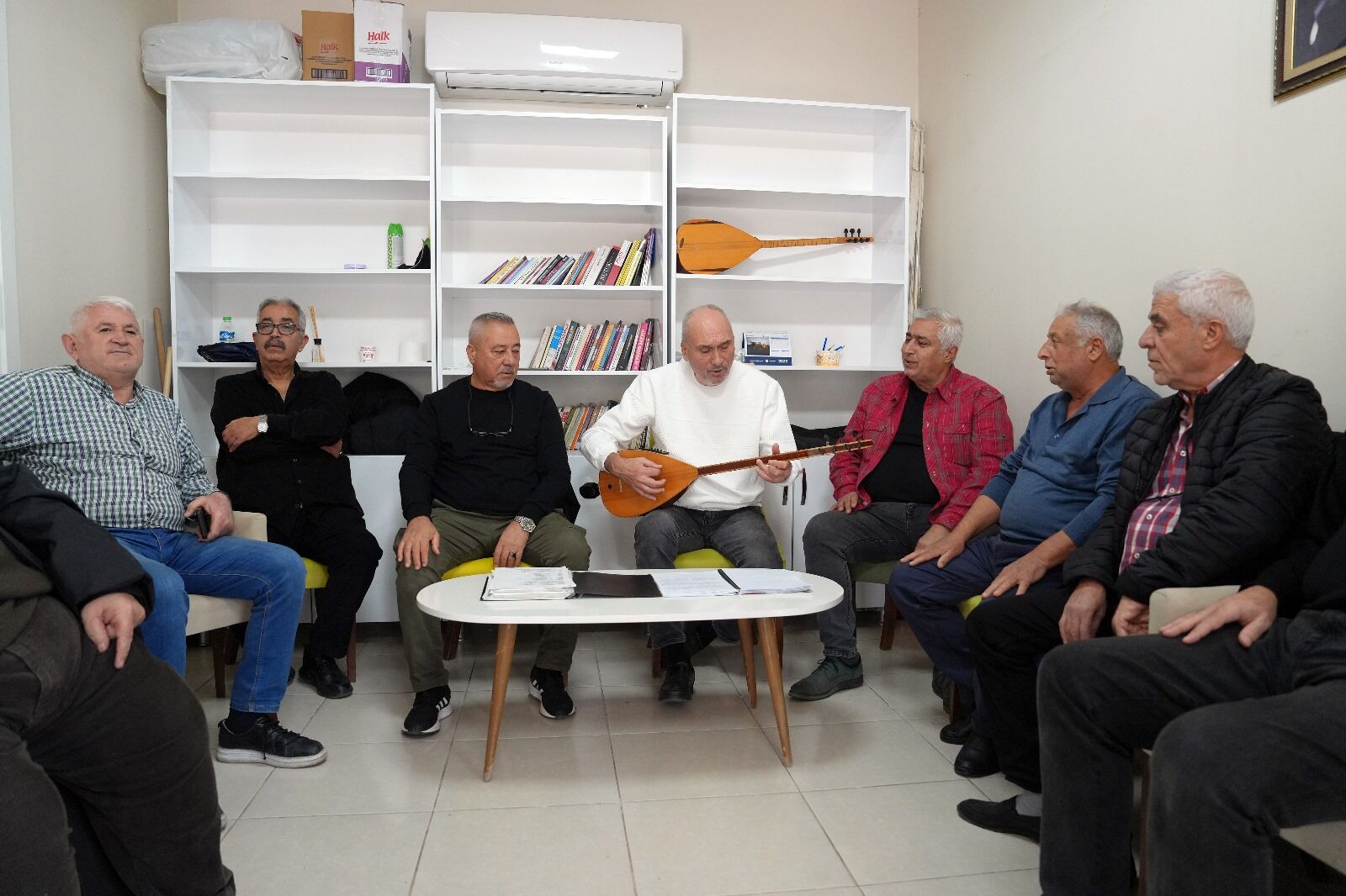 Çukurova’da Emeklilerden Müzik Dolu Buluşma (3)