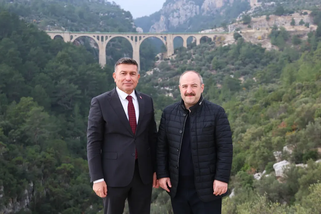 Eski Bakan Mustafa Varank’tan Karaisalı’ya Ziyaret (4)