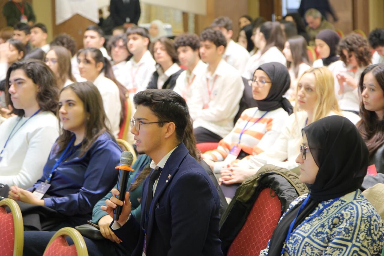 Gençlere Özel Dijital Güvenlik Konferansı Ve Müze Çıkarması!3