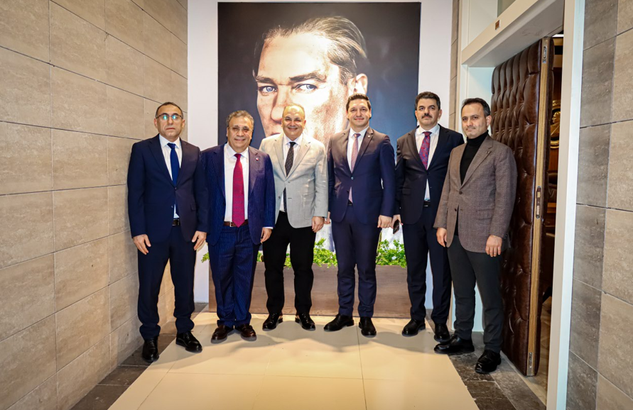 HSK üyelerinden Adana Barosu’na anlamlı ziyaret