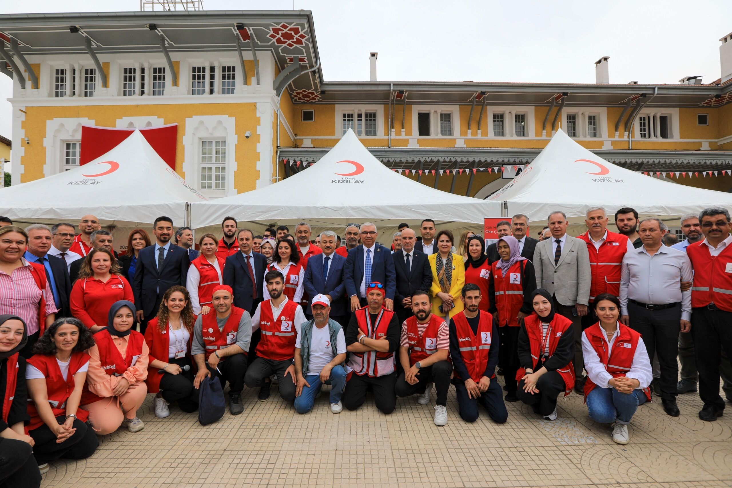 Kan Bağışında Adana İmzası Türkiye 3 Milyona Ulaştı (2)