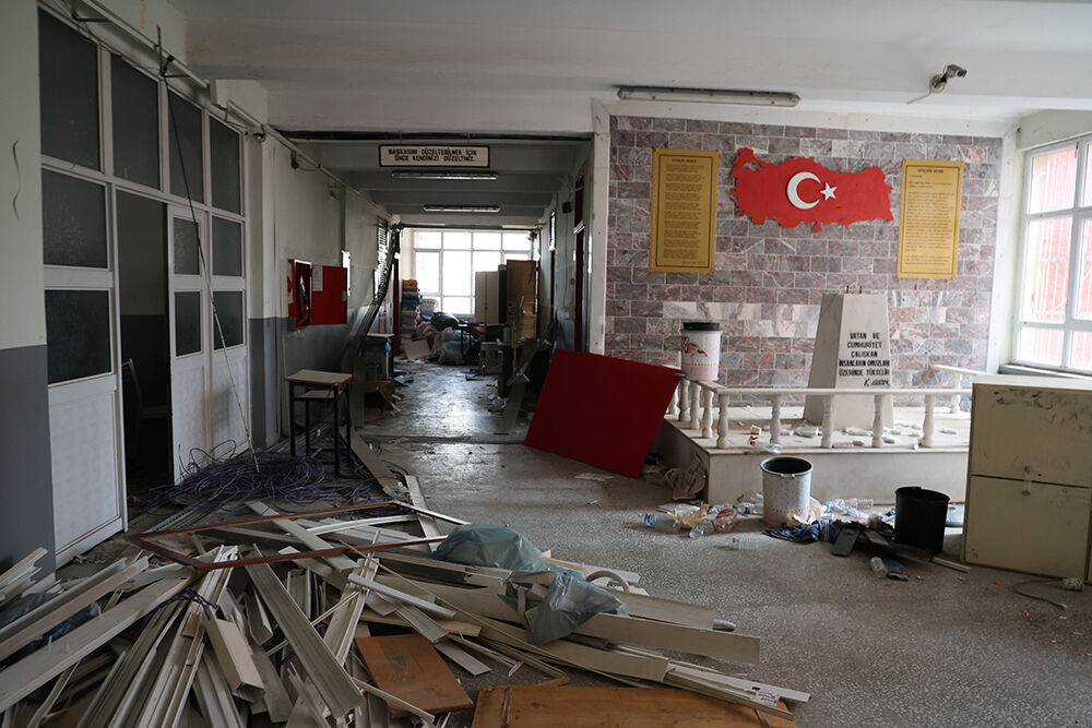Kozan’da Yarım Asırlık Okul Tarihe Karışıyor (4)