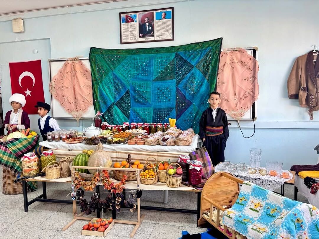 Minik Öğrenciler Yerli Ürünlerle Kültürünü Tanıdı (3)