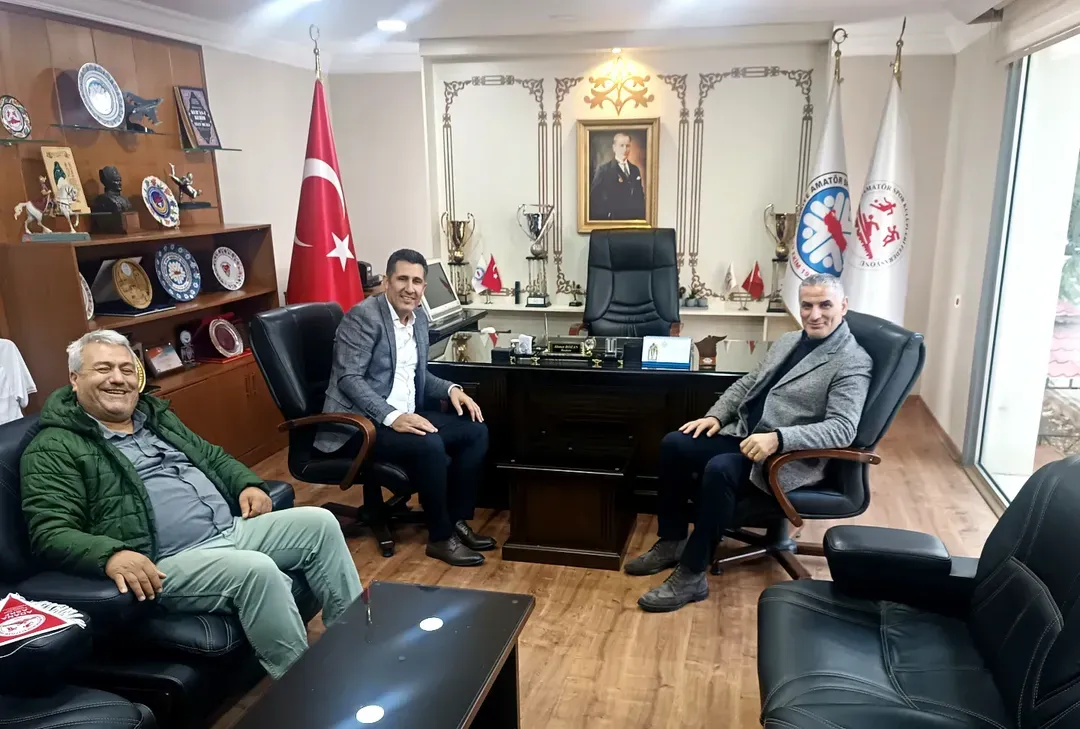 Rize Askf Başkanı Ali Çelik’ten Adana Askf’ye Ziyaret (1)