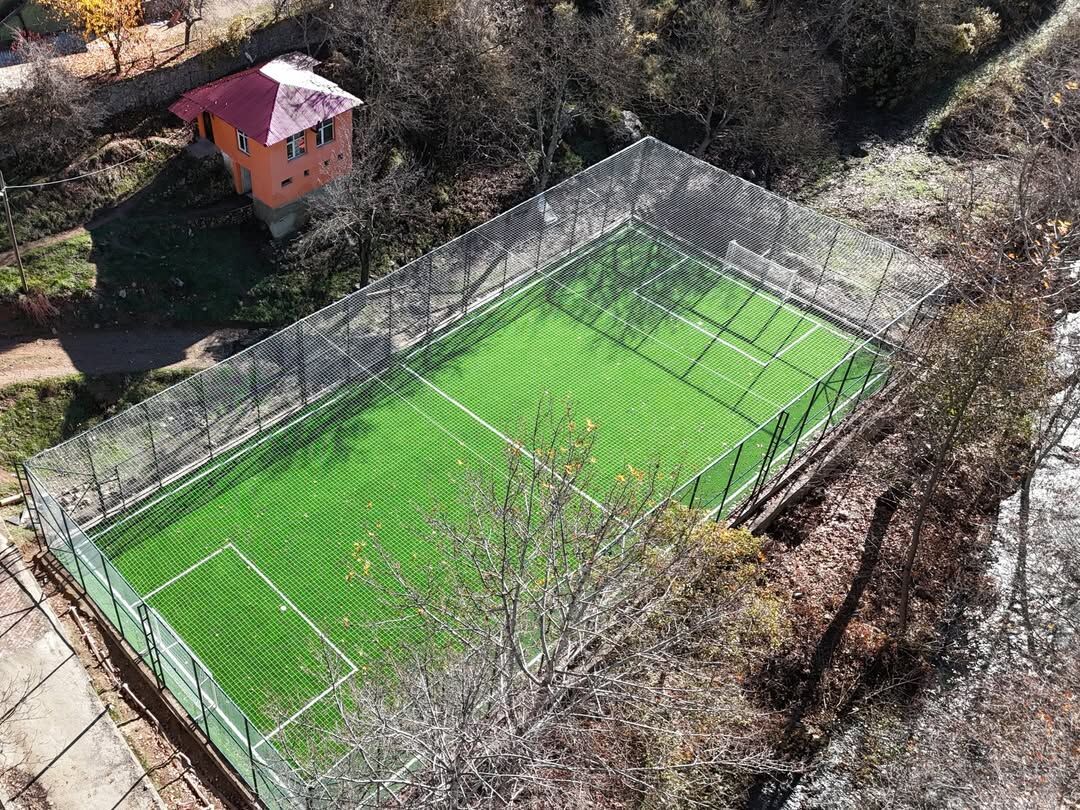 Saimbeyli Belediyesi’nden Gençlere Halı Saha Müjdesi (1)