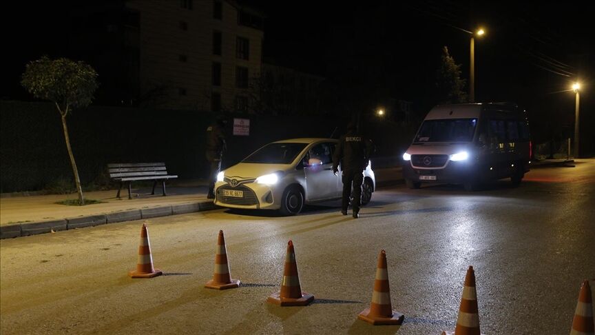 Yalova’da Deaş Operasyonu Çatışma 6 Saattir Sürüyor, 8 Polis Yaralı