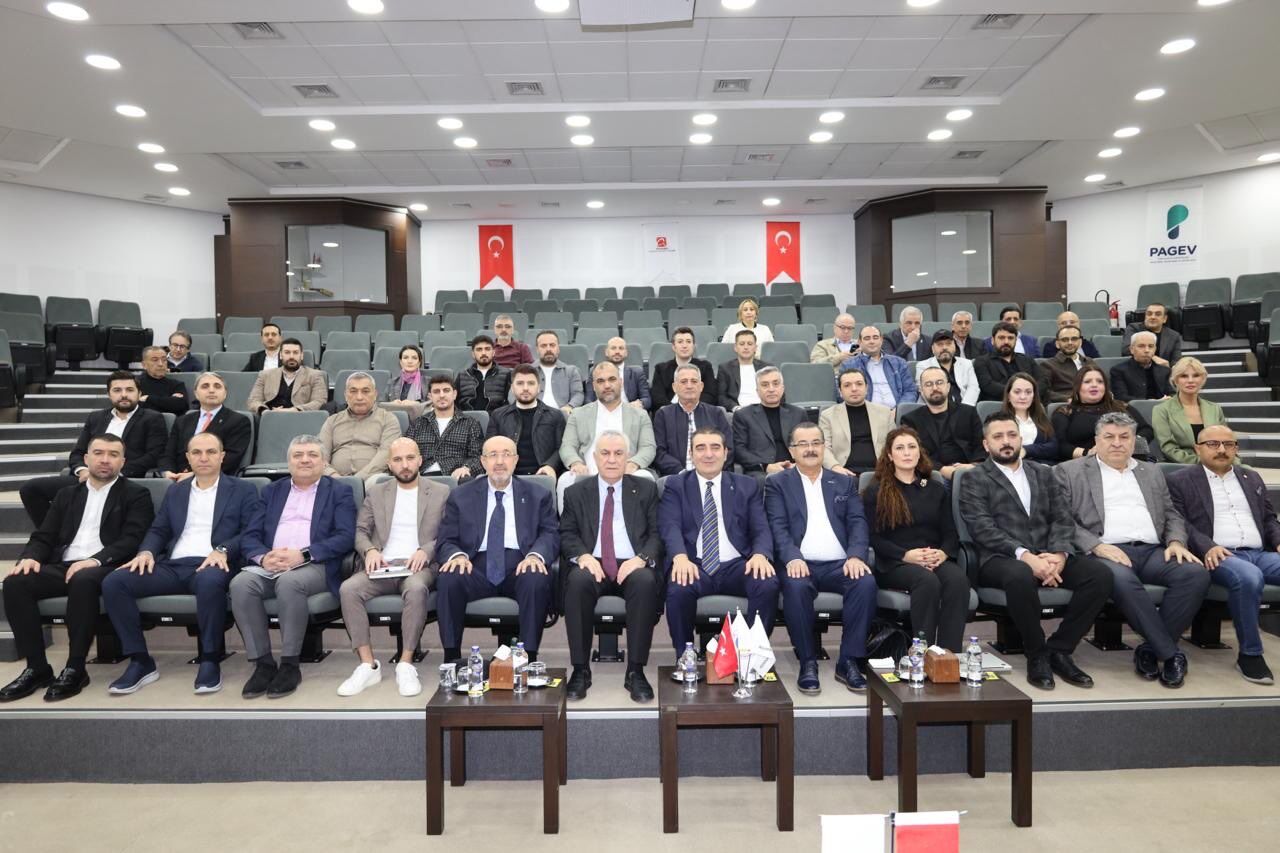 Yeşil Dönüşümde Sanayinin Yol Haritası Adana’da Konuşuldu (1)