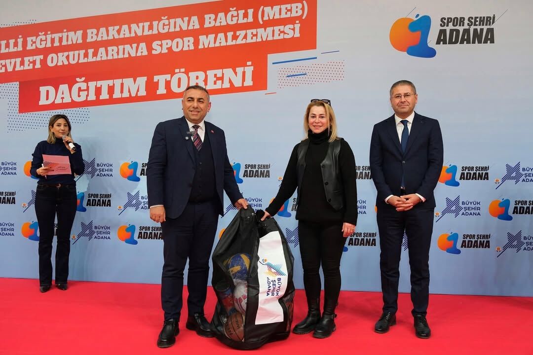 Adana Büyükşehir Belediyesi’nden 500 Okula Destek (2)