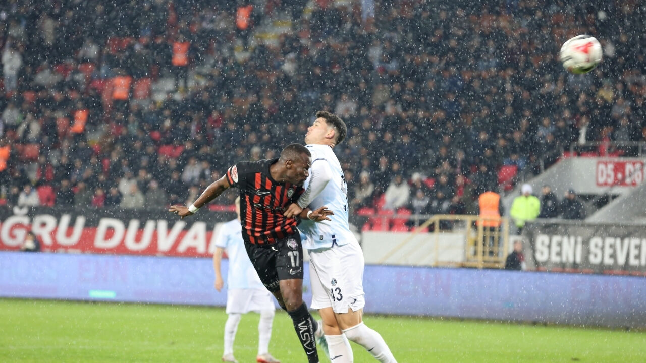 Adana Demirspor Farklı Mağlup 4 1 (1)