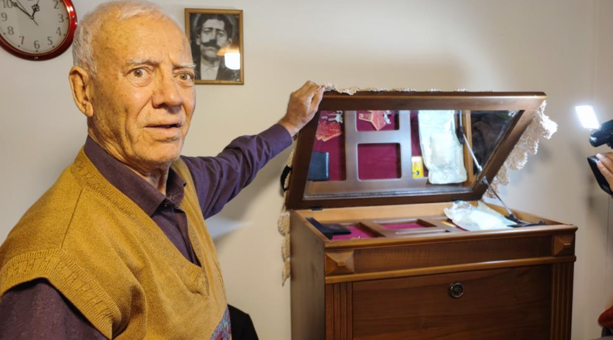 Adana’da Engelli Yaşlıdan Şok Iddia Gizli Bölmedeki 1 Kilo Altın Kayboldu (1)