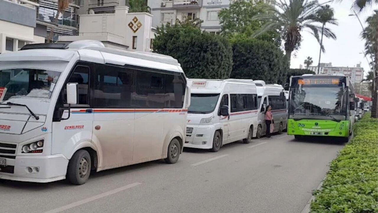 Adana’da Minibüsçülerin Kaderi Bu Sandıkta!