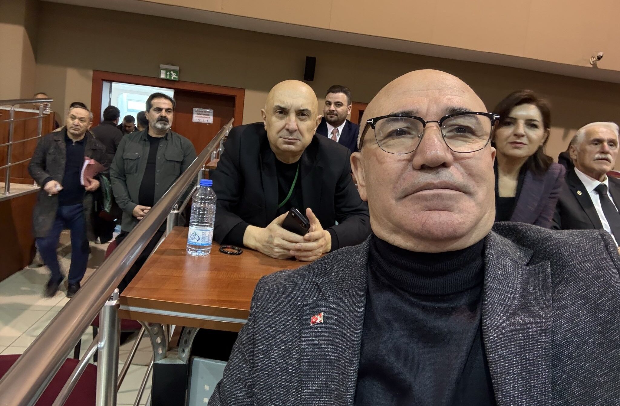 Aziz İhsan Aktaş Adliyeye Vip'ten Girdi Korumalar Eşlik Etti! (2)