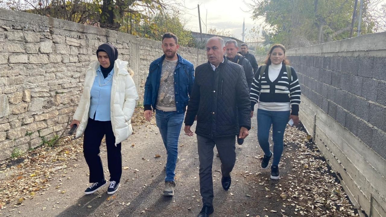 Başkan Altıok, Sugözü Mahallesi’ndeki Çalışmaları Inceledi (1)