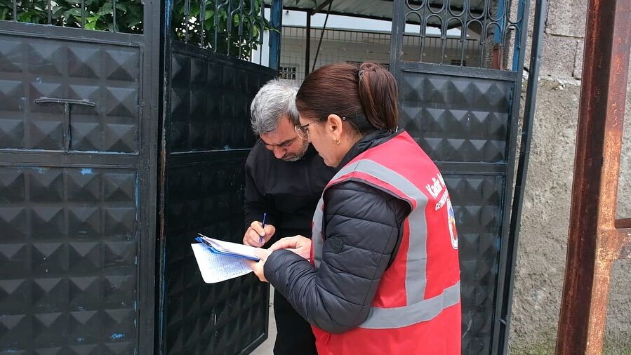 Ceyhan Belediyesi’nde Sosyal Belediyecilik Sahada Güçleniyor (3)