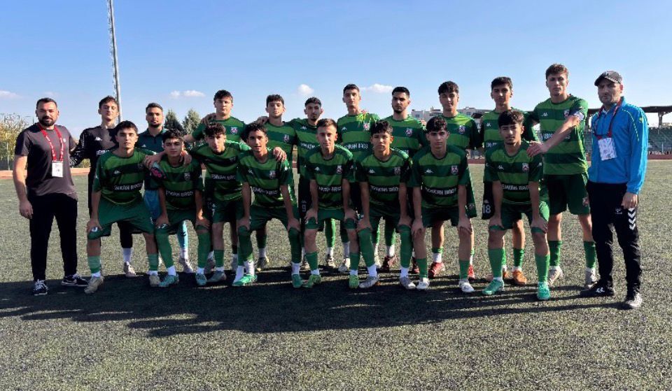 Ceyhangücü U18 Şampiyonlar Grubu’nda2