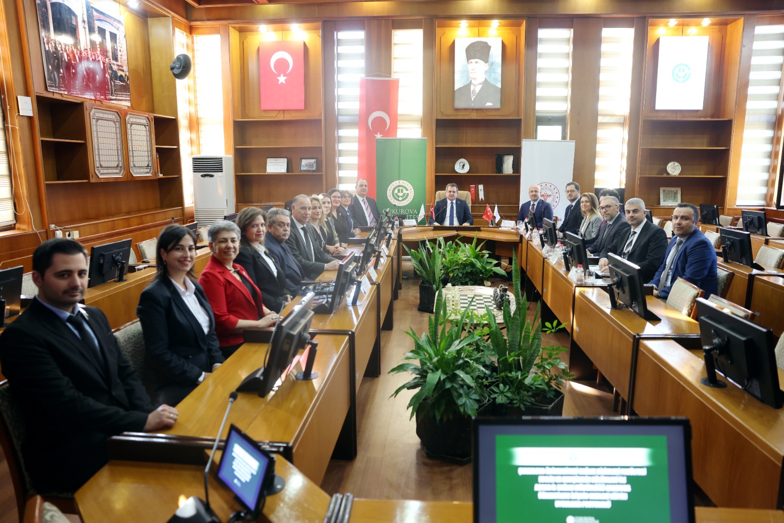 Çü’den Sağlık Eğitiminde Dev Adım Sahada Eğitim Başladı! (1)