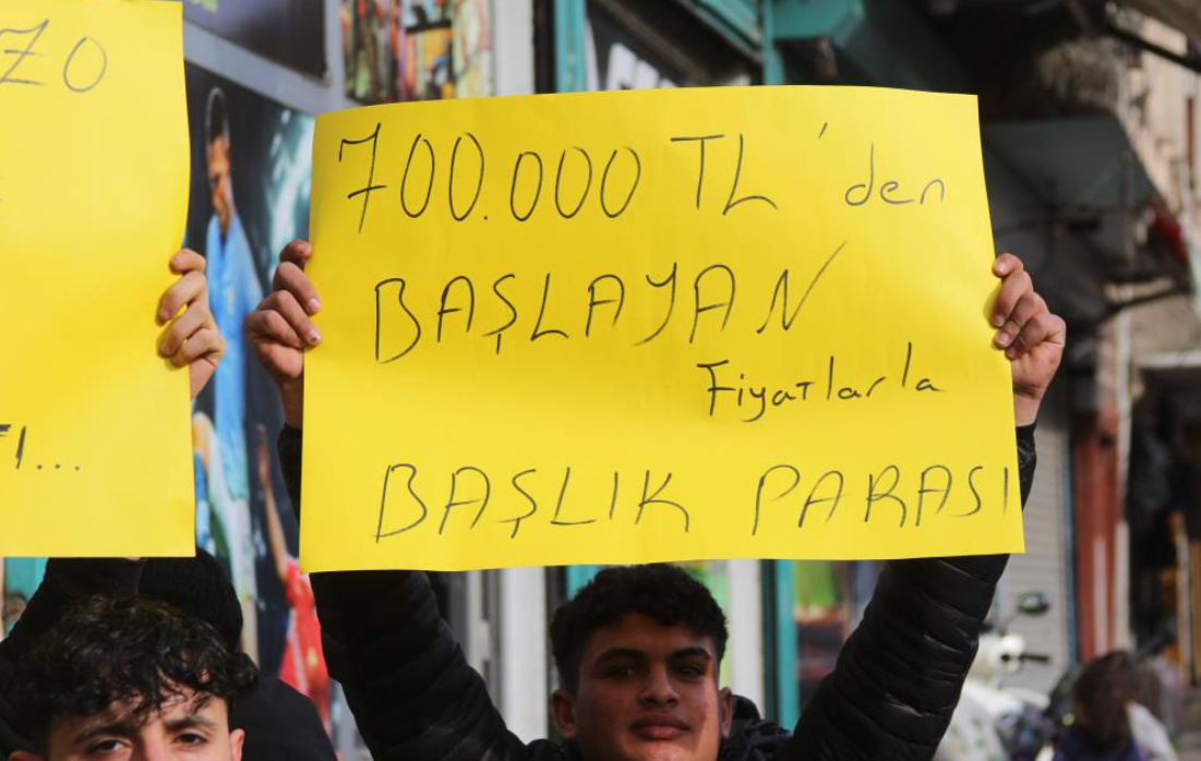 Kibar Feyzo Gerçek Oldu Adana'da Gençler Başlık Parası Yüzünden Isyan Etti (4)
