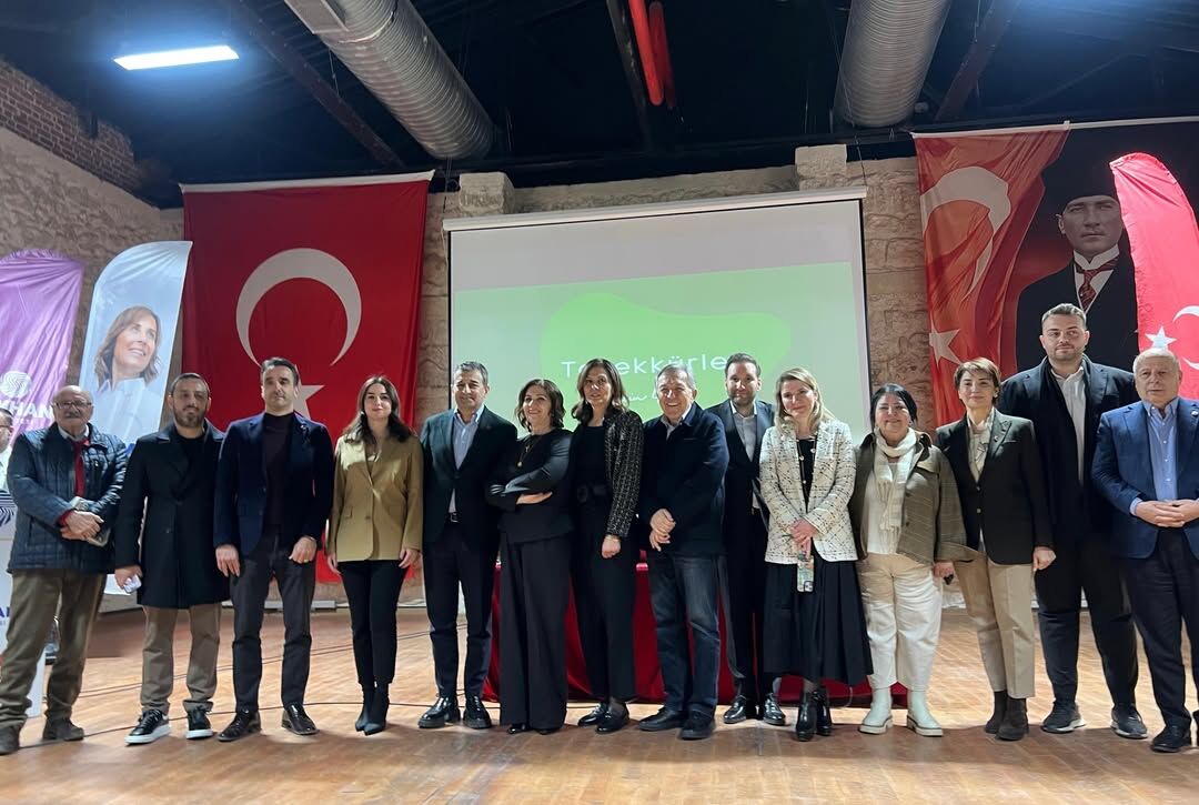 “Memleket Meselesi Bugünü Anla, Yarına Yön Ver” Konferansı Gerçekleştirildi (5)