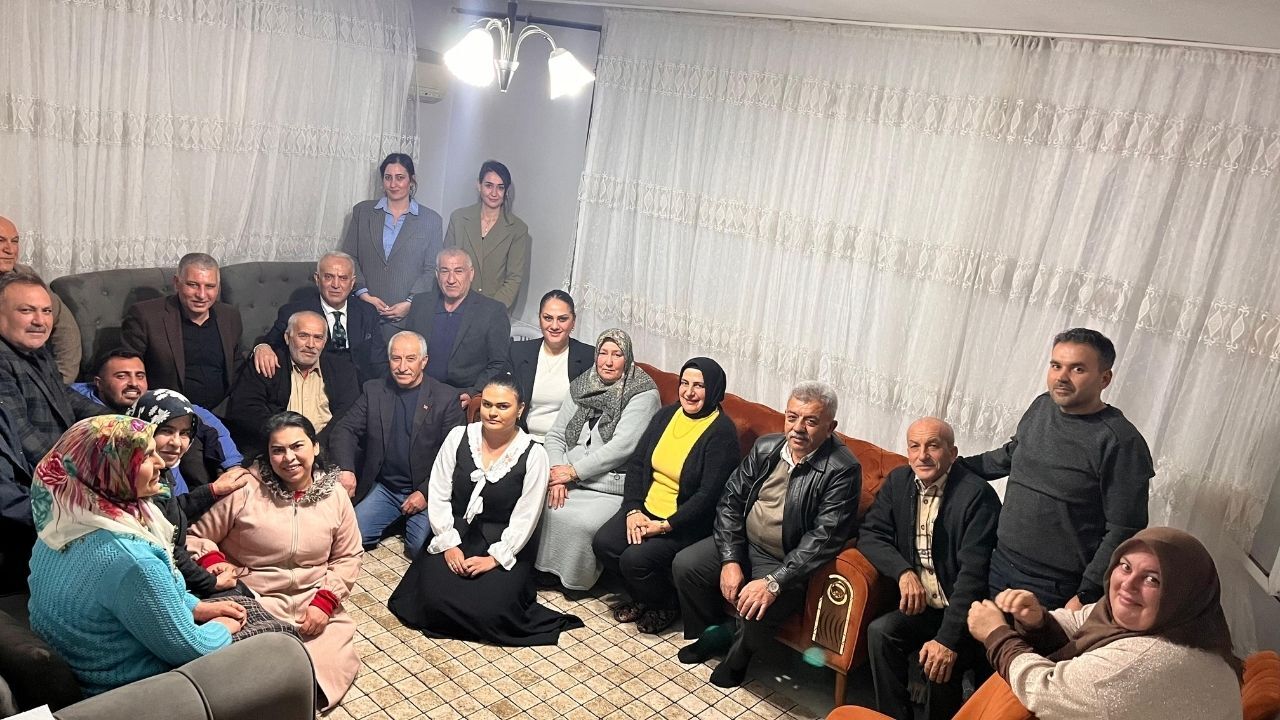 Mhp Adana’da Hayırlı Günler Komşum Ziyaretleri Sürüyor (1)