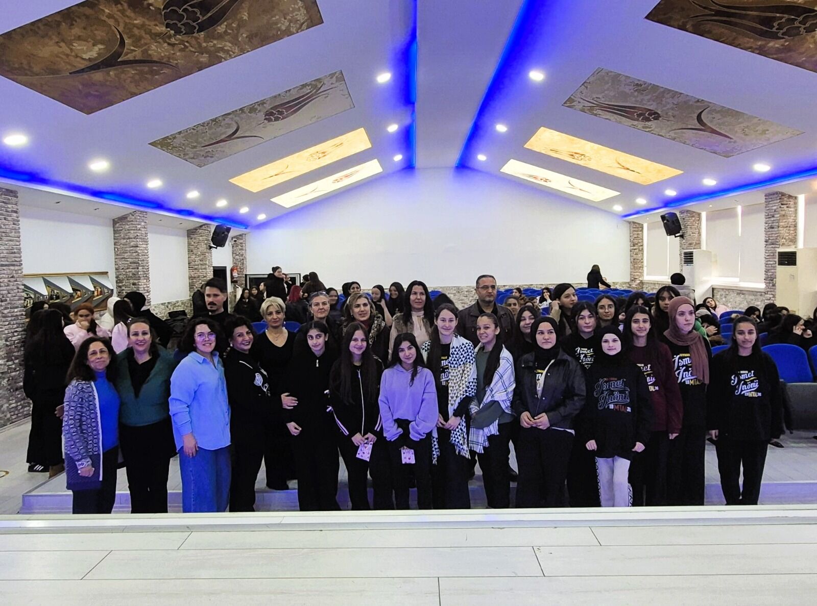 Seyhan İsmet İnönü Kız Mtal’de Bilgi Yarışması Coşkusu (1)