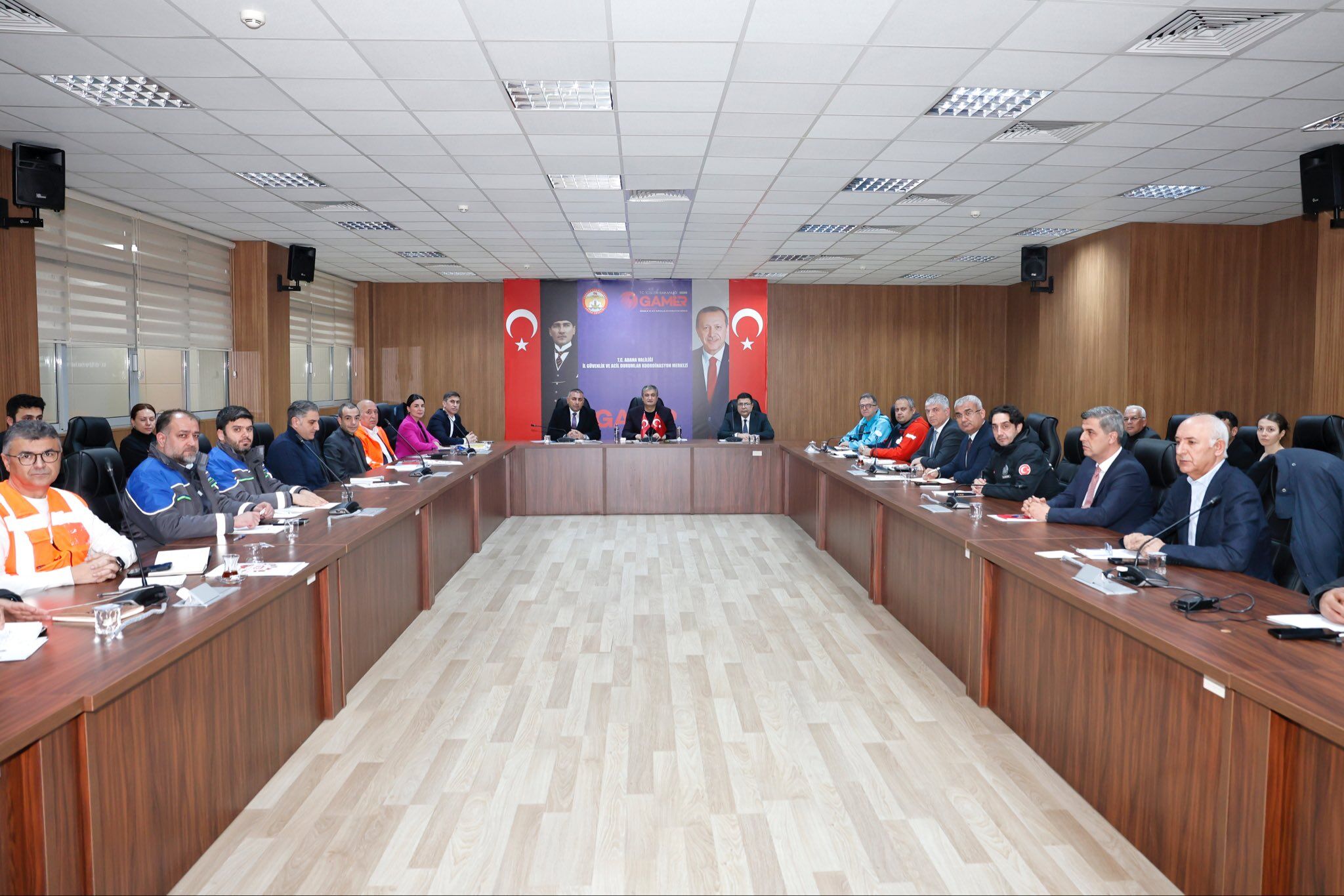 Vali Yavuz İhbarlar Anlık Olarak Değerlendiriliyor (2)