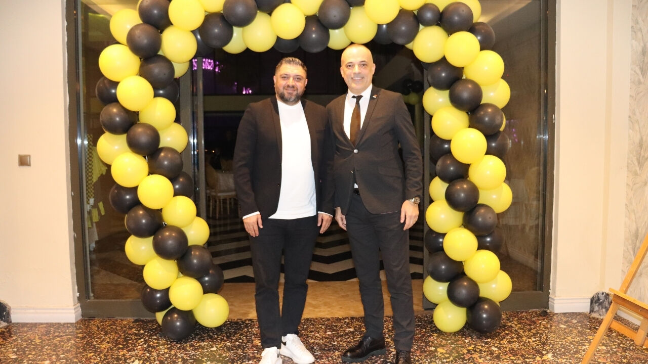 Adana 01 Fk Yardımlaşma Gecesi Görkemli Şekilde Gerçekleşti (3)
