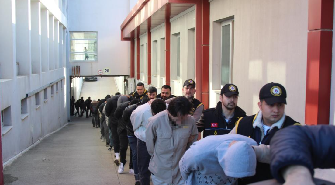 Adana Merkezli “Son Reçete” Operasyonunda Usulsüz Ilaç Ağı Çökertildi (3)