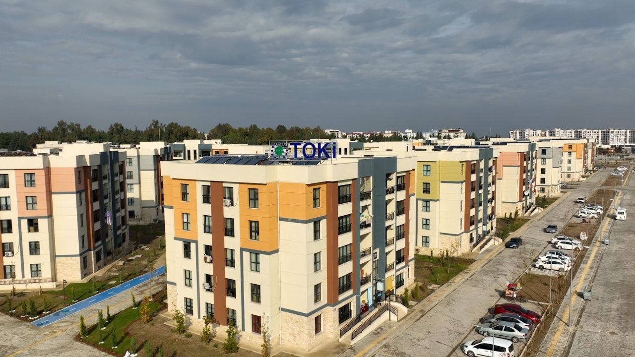 Adana'da 12 Bin 400 Konut Için Nefesler Tutuldu! Toki̇ Kura Tarihi Açıklandı Mı?