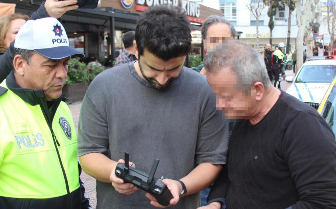 Adana'da Dronla Denetim Yayaya Yol Vermeyen 38 Sürücüye 159 Bin Tl Ceza (1)