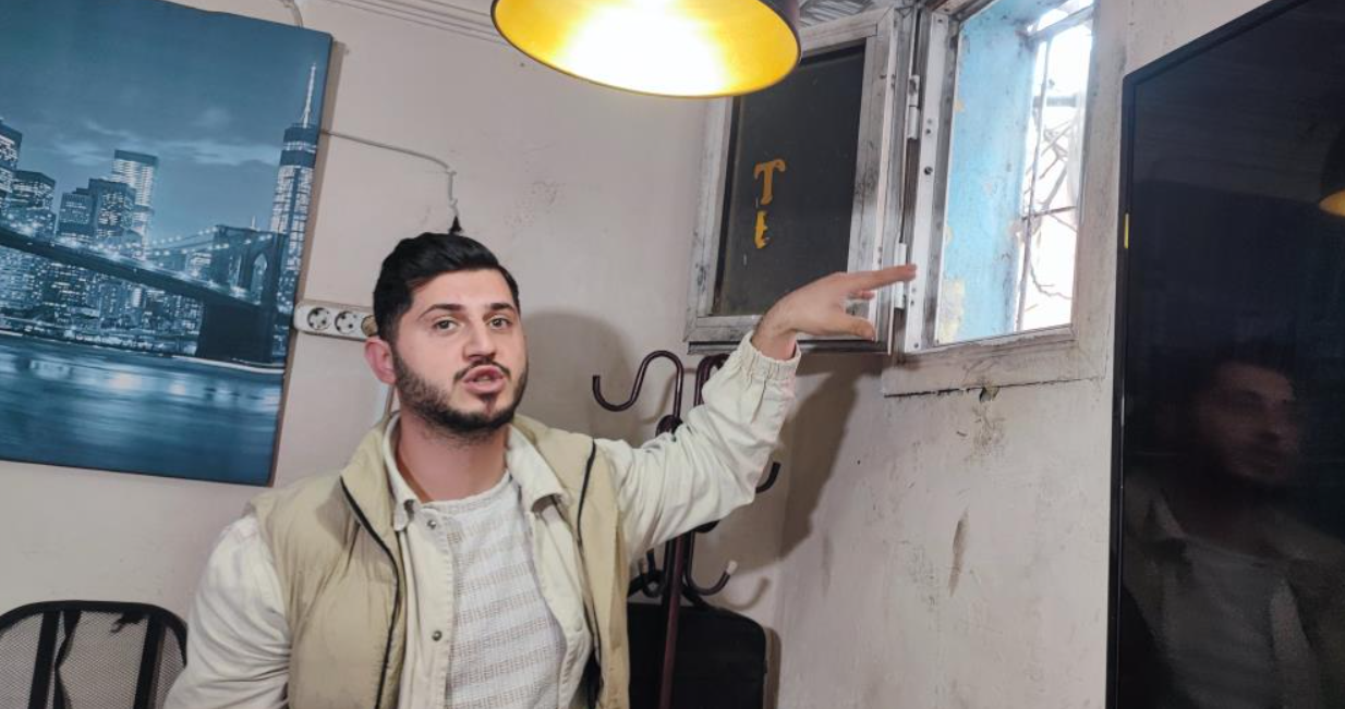 Adana’da Film Gibi Hırsızlık Küçük Pencereden Girip Iphone’ları Çaldı (3)