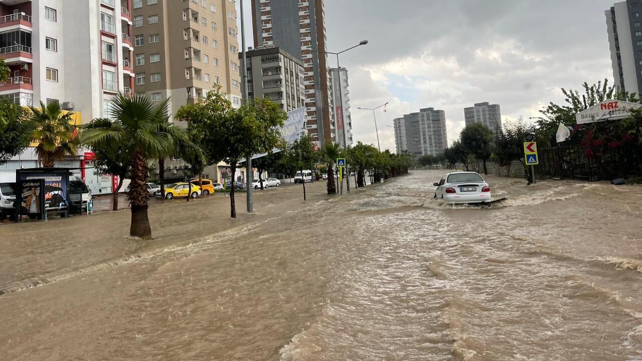 Adana'da Sel Riski Hangi Bölgelerde Yüksek? O Ilçelerde Metrekareye Daha Fazla Yağmur Düşüyor