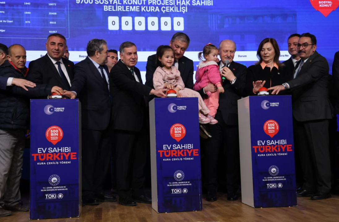 Adana'da Toki̇ Kuraları Çekildi Hak Sahipleri Belirlendi (1)