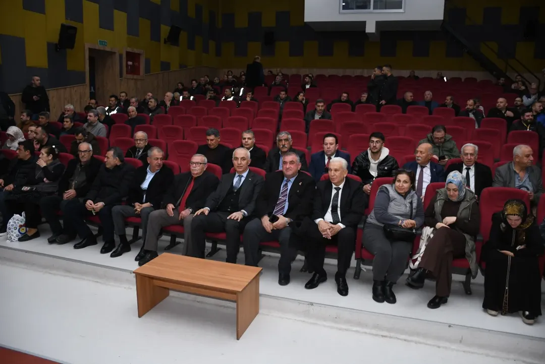 Başkan İhsan Evrenkaya Güven Tazeledi (1)