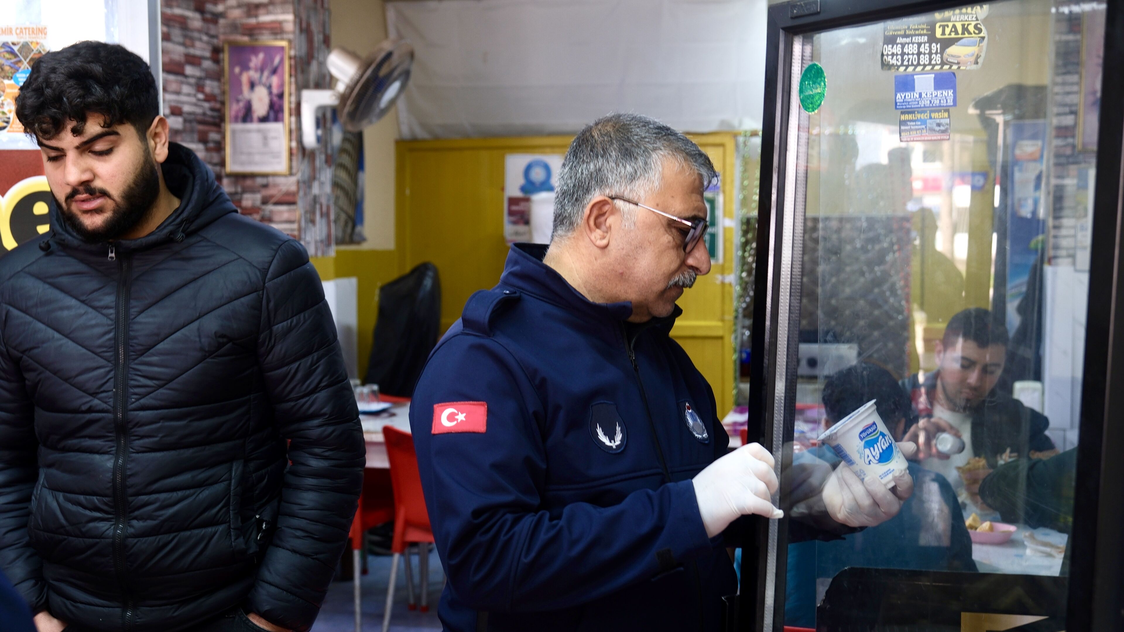 Ceyhan’da Şarküteri Ve Dönercilere Sıkı Hijyen Denetimi (2)