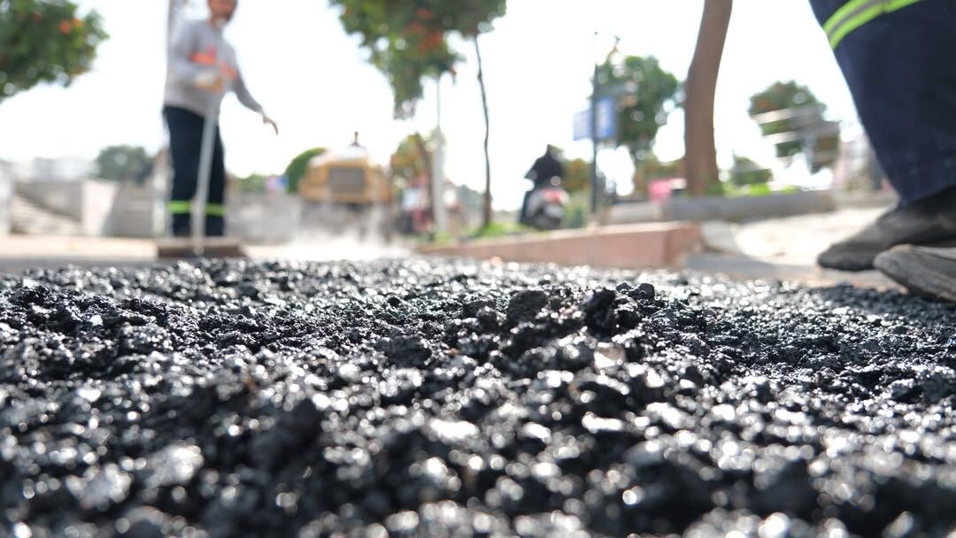 Ceyhan’da Yollar Yenileniyor Fen İşleri Sahada (2)