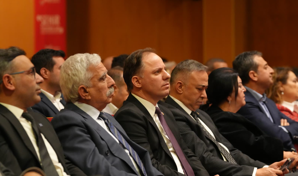 Çukurova'da Dirençli Kentler Panelinde Deprem Gerçeği Masaya Yatırıldı (1)