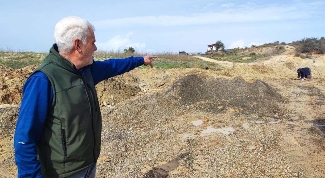 Depremzede Ailenin Adana’daki Yaşam Mücadelesi Eve Ulaşım Yolu Kapatıldı (1)-1