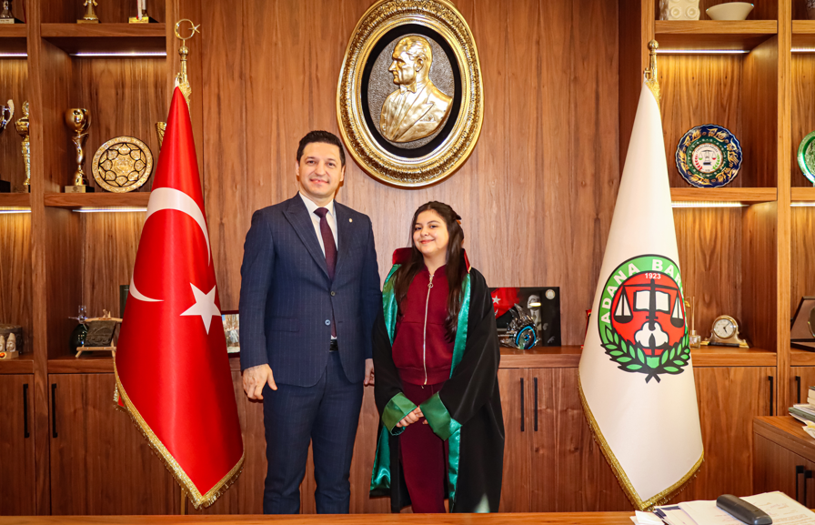 Depremzede Melike Esma, Avukatlık Hayali Için Adana Barosu’na Geldi (3)