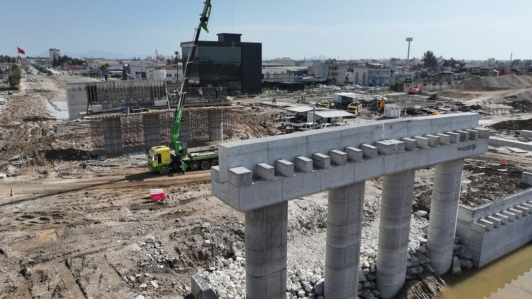 Ege Bağatur Farklı Seviyeli Kavşak Projesi’nde Çalışmalar Sürüyor.alt Ve Üst Geçit Düzenlemeleri (3)